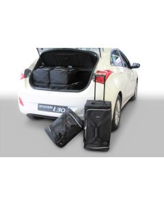 Hyundai i30 (GD) 2012-2016 5d Car-Bags reistassenset